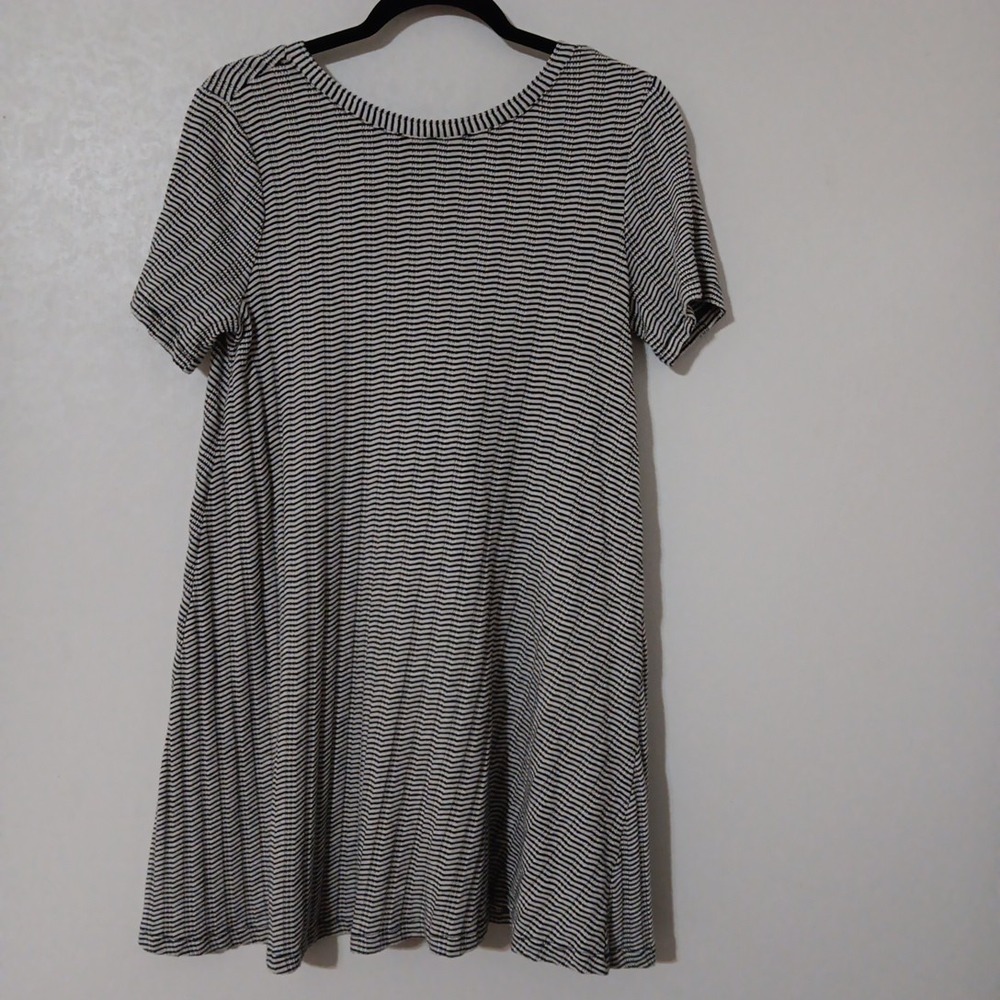 Loft Mini‎ Dress Junior's Sz S Black/White Striped Textured